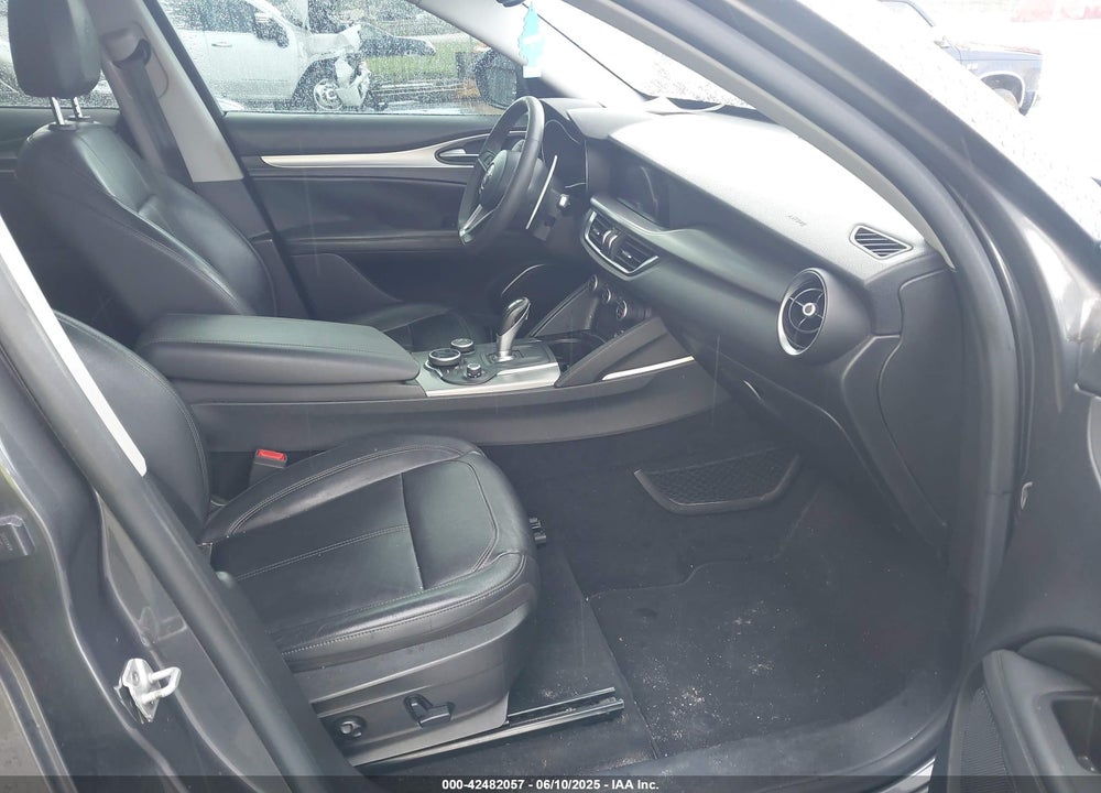 2018 ALFA ROMEO STELVIO VIN: ZASFAKPN3J7B58613