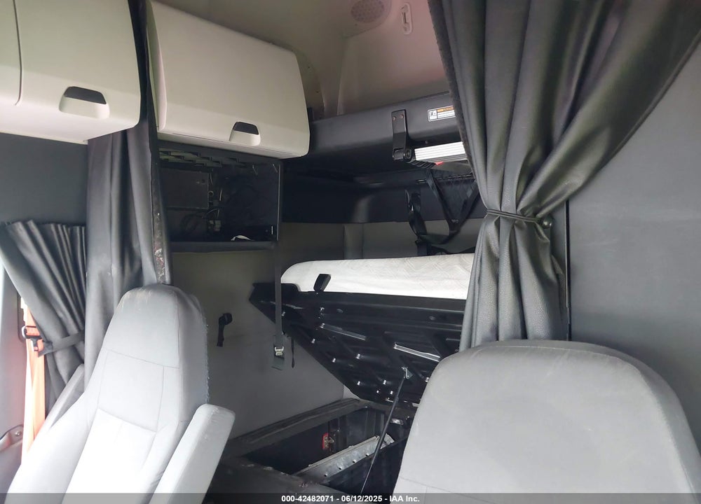 2019 FREIGHTLINER NEW CASCADIA 126 VIN: 3AKJHHDR6KSKF7291
