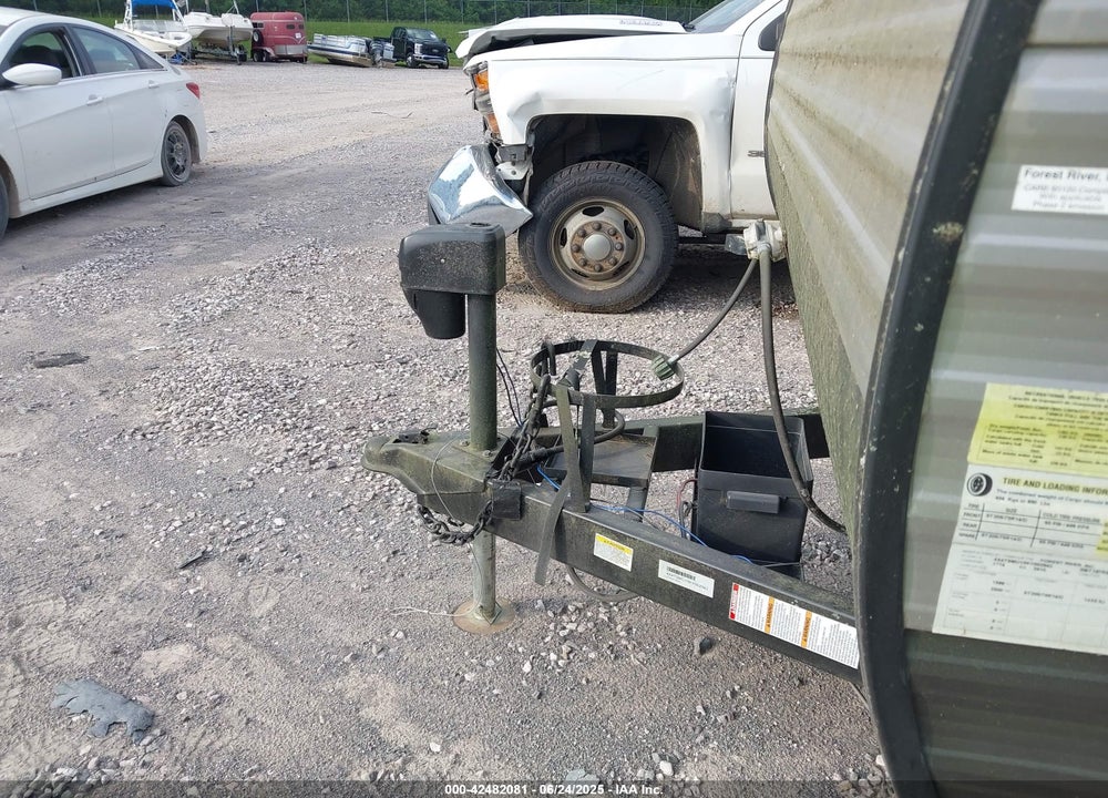 2019 SALEM TRAVEL TRLR VIN: 4X4TSMU15KY002942