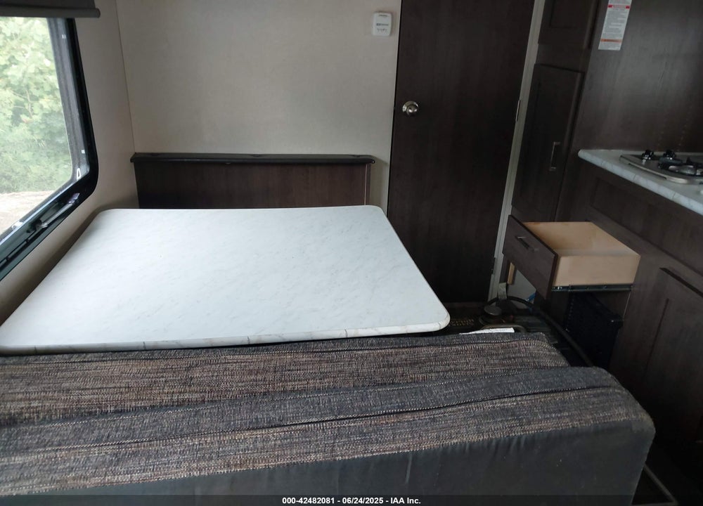 2019 SALEM TRAVEL TRLR VIN: 4X4TSMU15KY002942