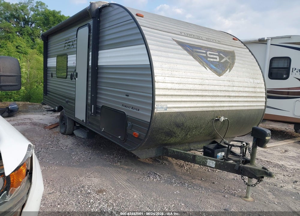 2019 SALEM TRAVEL TRLR VIN: 4X4TSMU15KY002942