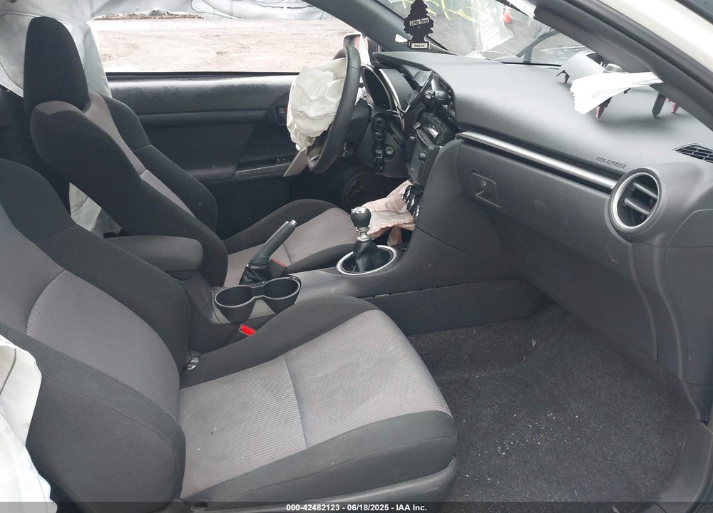 2014 SCION TC VIN: JTKJF5C78E3071485