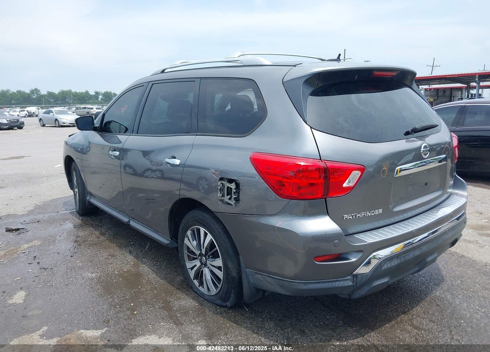 2018 NISSAN PATHFINDER SV VIN: 5N1DR2MN9JC620723