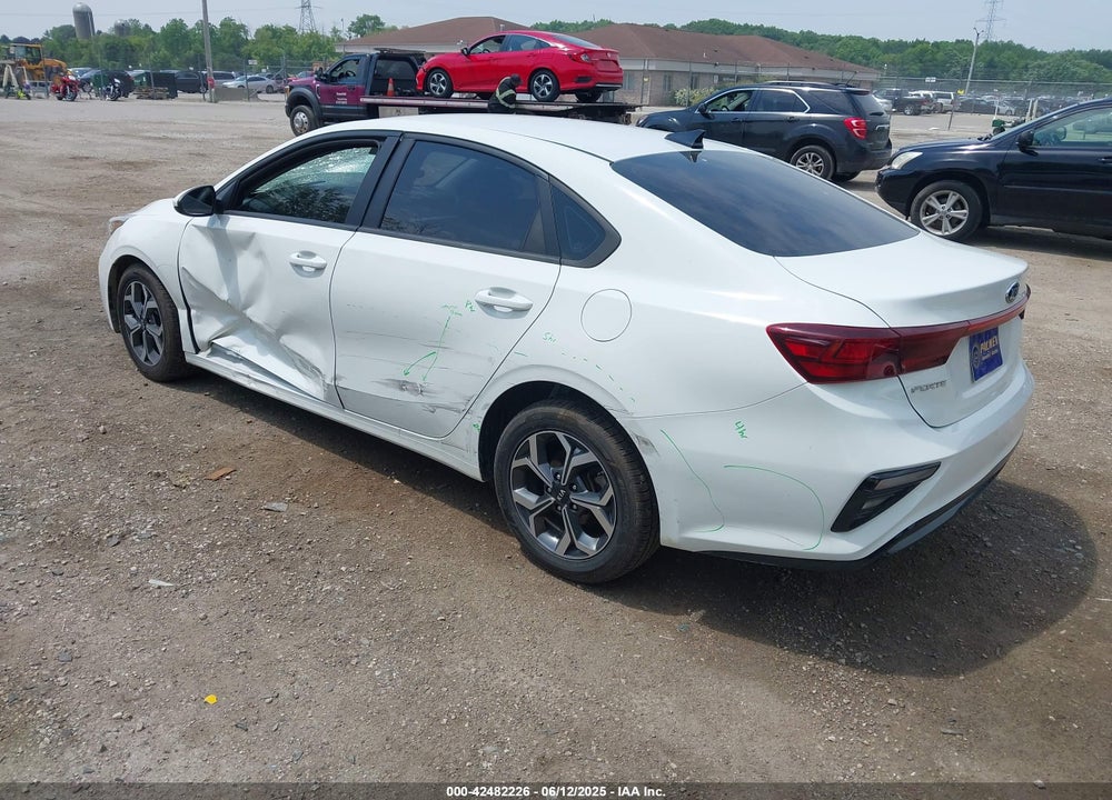 2020 KIA FORTE VIN: 3KPF24AD2LE240062