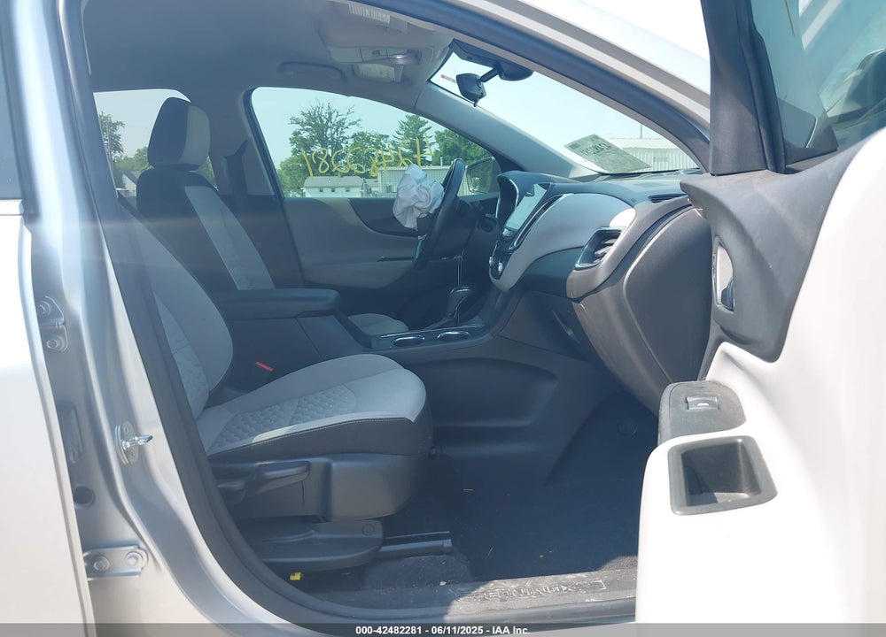 2020 CHEVROLET EQUINOX VIN: 3GNAXKEV5LS687092