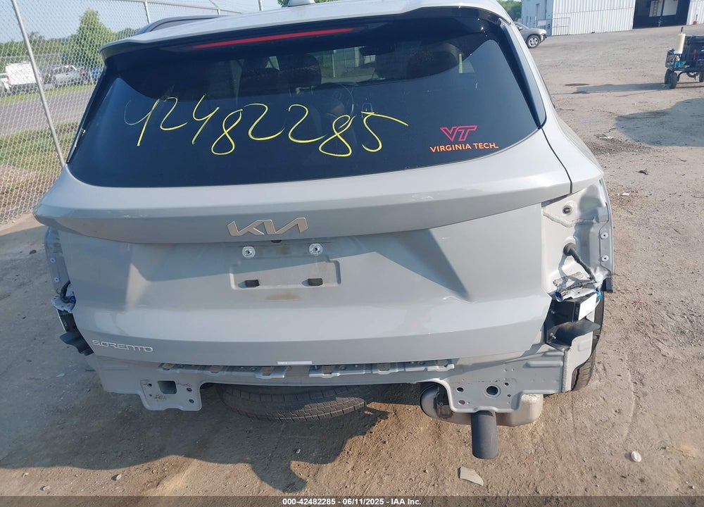 2023 KIA SORENTO VIN: 5XYRK4LF3PG172102