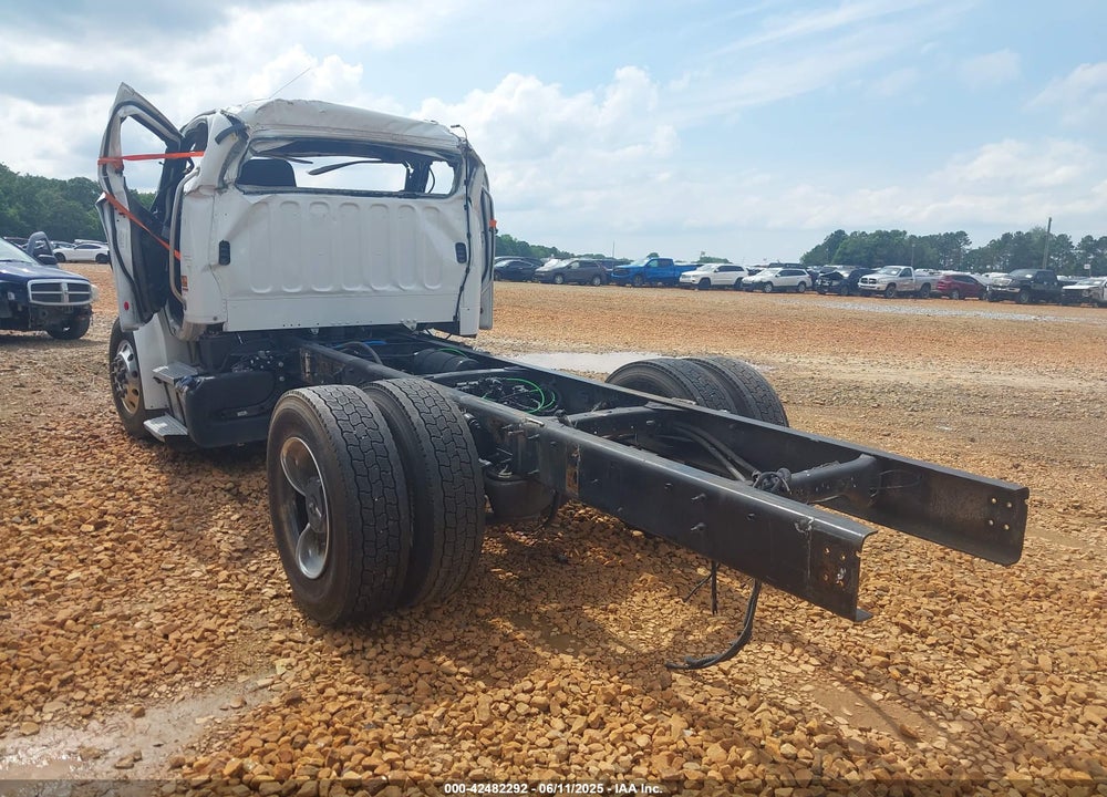 2023 FREIGHTLINER M2 106 VIN: 1FVACXFC4PHUA0807