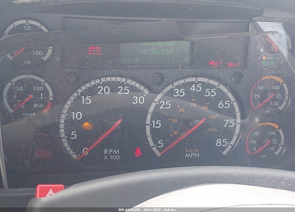 2023 FREIGHTLINER M2 106 VIN: 1FVACXFC4PHUA0807