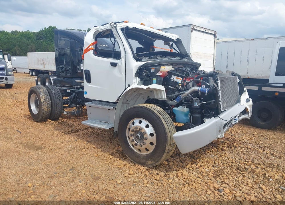 2023 FREIGHTLINER M2 106 VIN: 1FVACXFC4PHUA0807