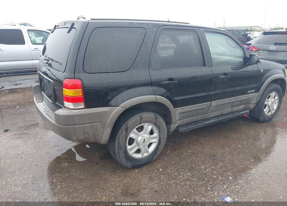 2002 FORD ESCAPE XLT VIN: 1FMYU03172KB55319