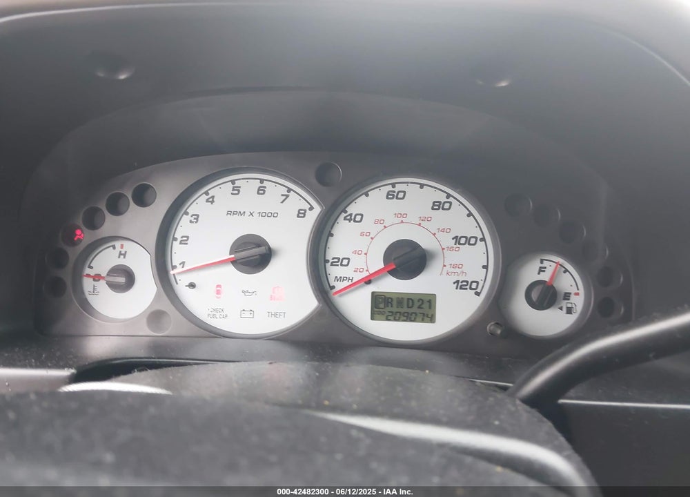 2002 FORD ESCAPE XLT VIN: 1FMYU03172KB55319