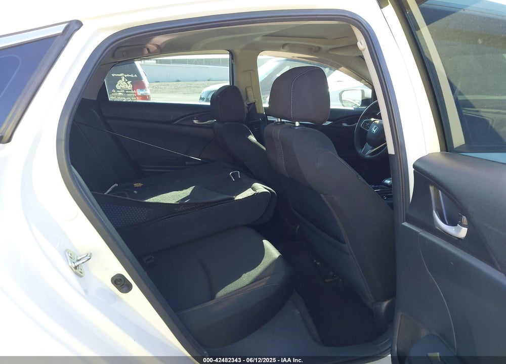 2017 HONDA CIVIC VIN: 19XFC2F73HE047351