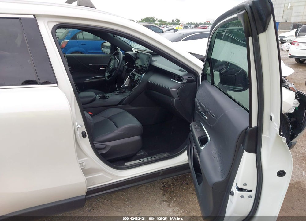 2022 TOYOTA VENZA VIN: JTEAAAAHXNJ114158