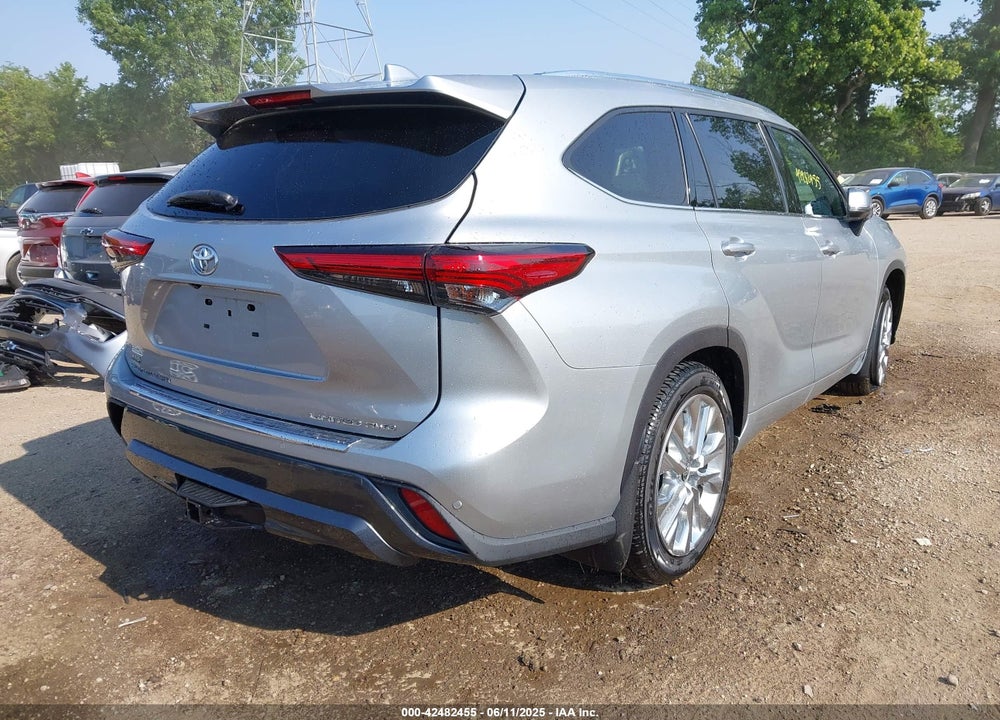 2021 TOYOTA HIGHLANDER VIN: 5TDDZRBH8MS556378