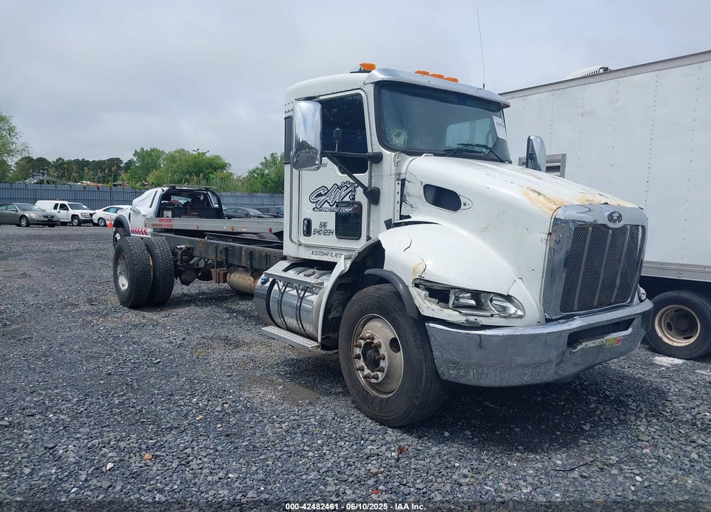 2016 KENWORTH CONSTRUCTION T270 VIN: 3BKHHM6X8GF105281