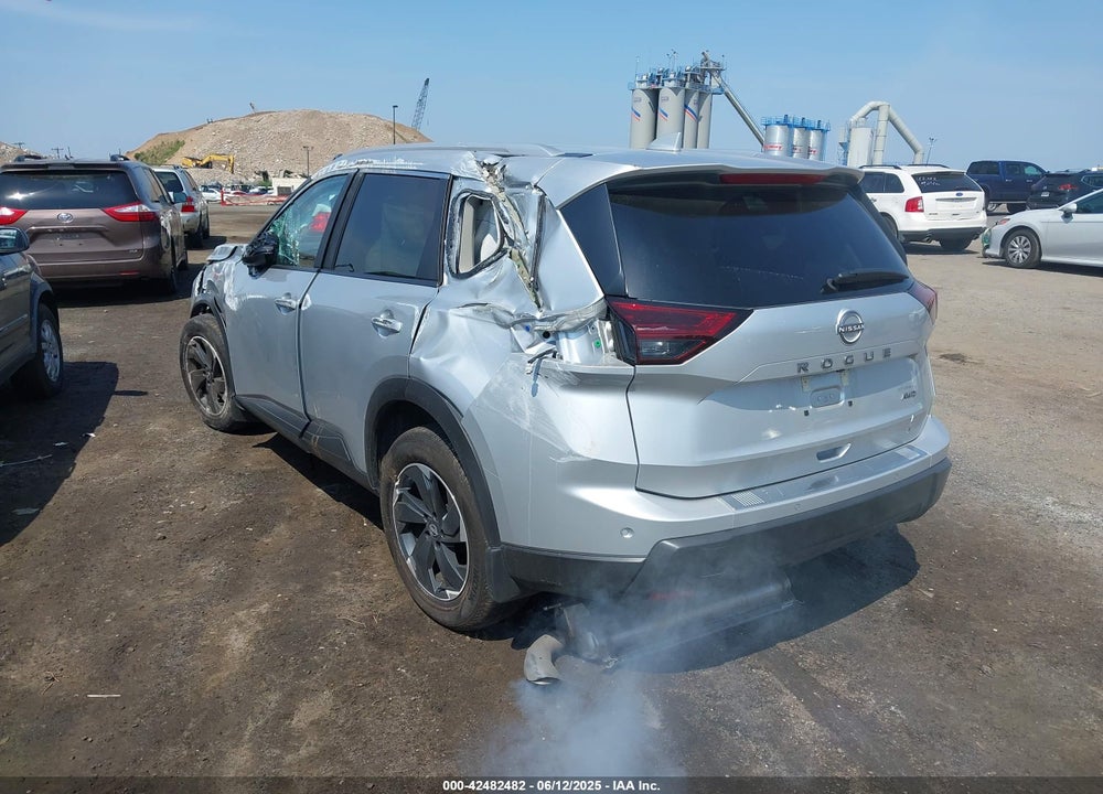 2025 NISSAN ROGUE VIN: 5N1BT3BB3SC673927