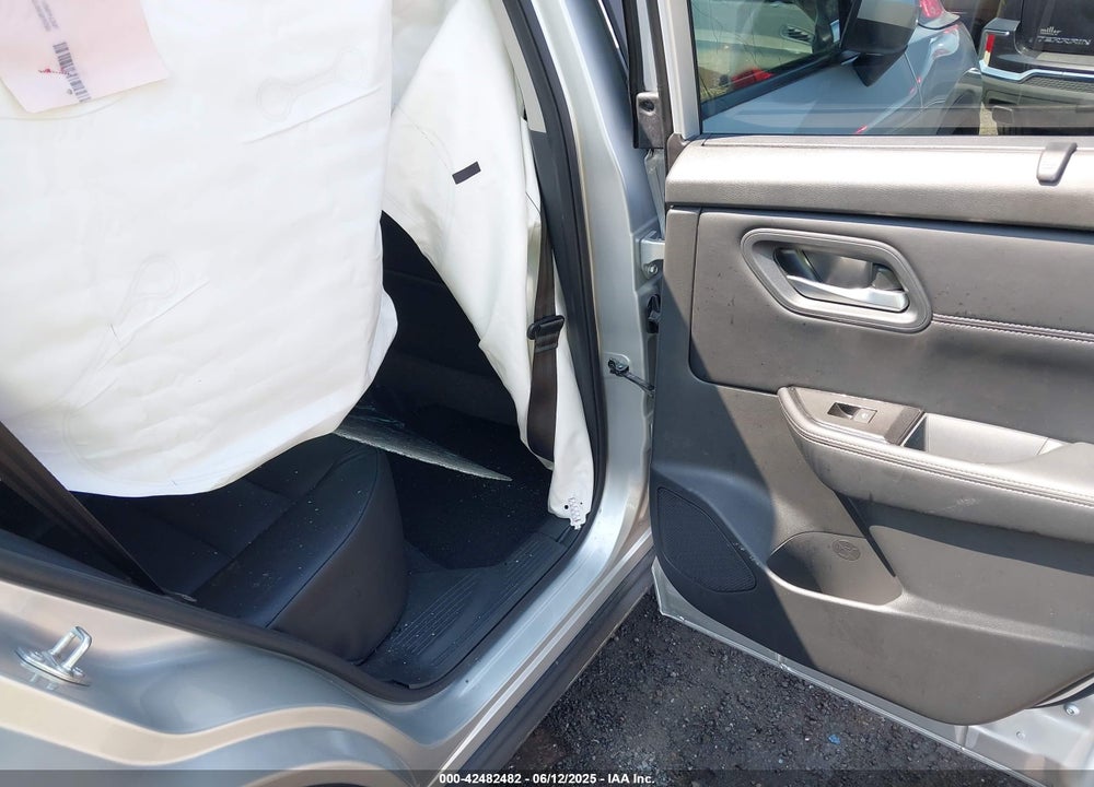 2025 NISSAN ROGUE VIN: 5N1BT3BB3SC673927
