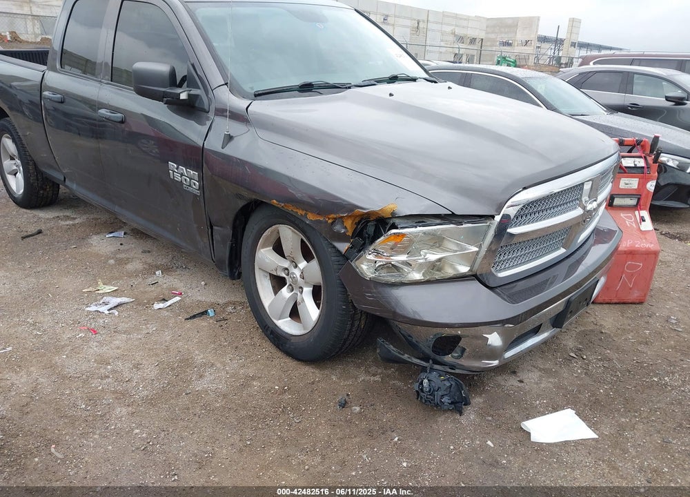 2021 RAM 1500 CLASSIC VIN: 1C6RR6FG4MS521082