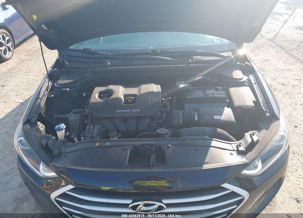 2017 HYUNDAI ELANTRA SE VIN: KMHD84LF4HU381059