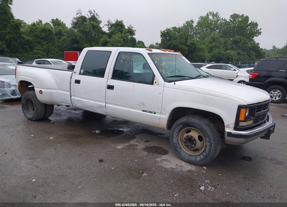 1997 CHEVROLET C3500 CHASSIS VIN: 1GBHC33J1VF045358