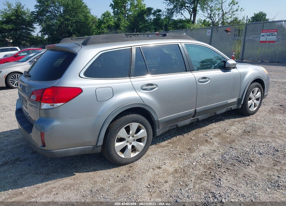 2010 SUBARU OUTBACK 2.5I LIMITED VIN: 4S4BRBKC8A3376829
