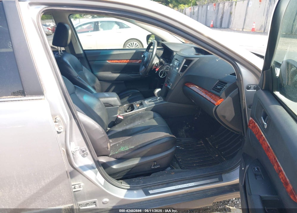 2010 SUBARU OUTBACK 2.5I LIMITED VIN: 4S4BRBKC8A3376829