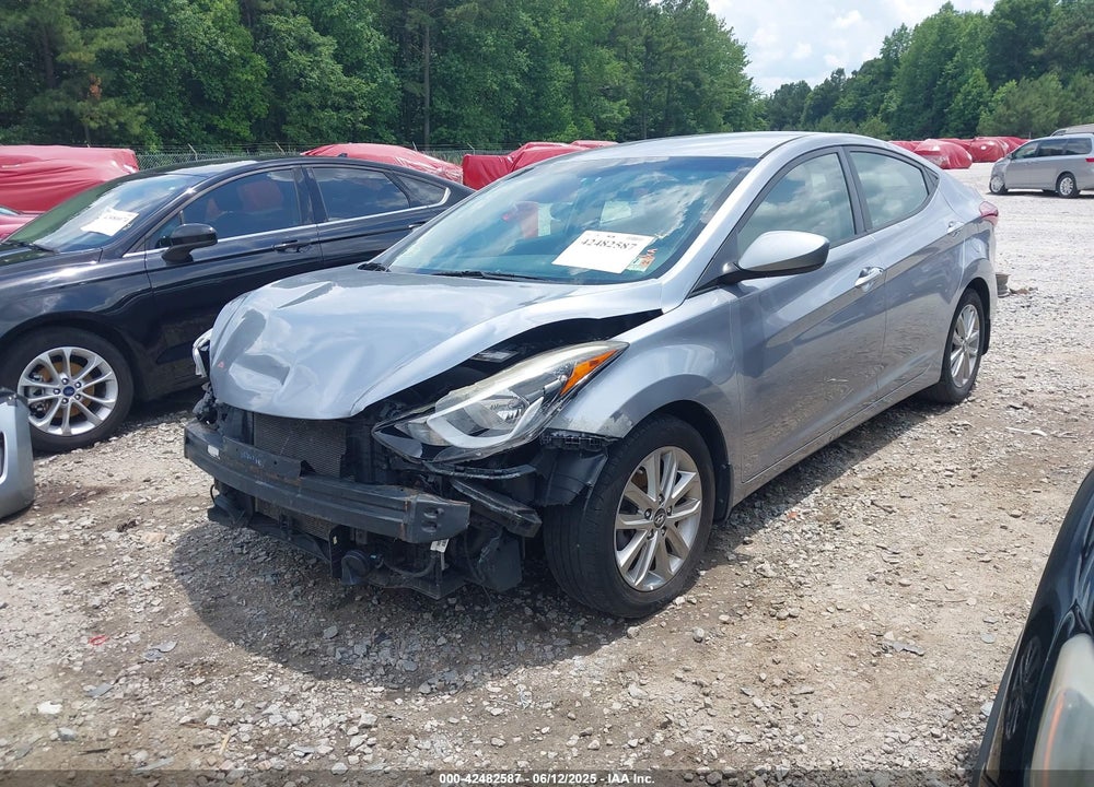 2016 HYUNDAI ELANTRA VIN: 5NPDH4AE3GH661904