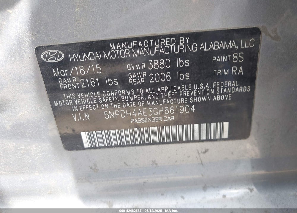 2016 HYUNDAI ELANTRA VIN: 5NPDH4AE3GH661904