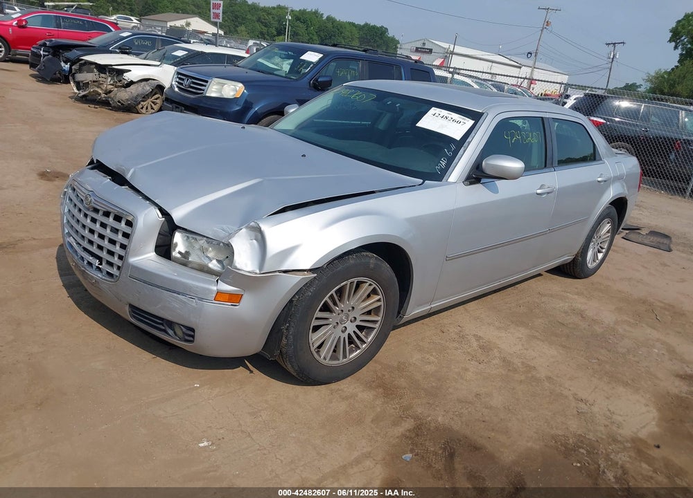 2008 CHRYSLER 300 VIN: 2C3KA53G78H242100