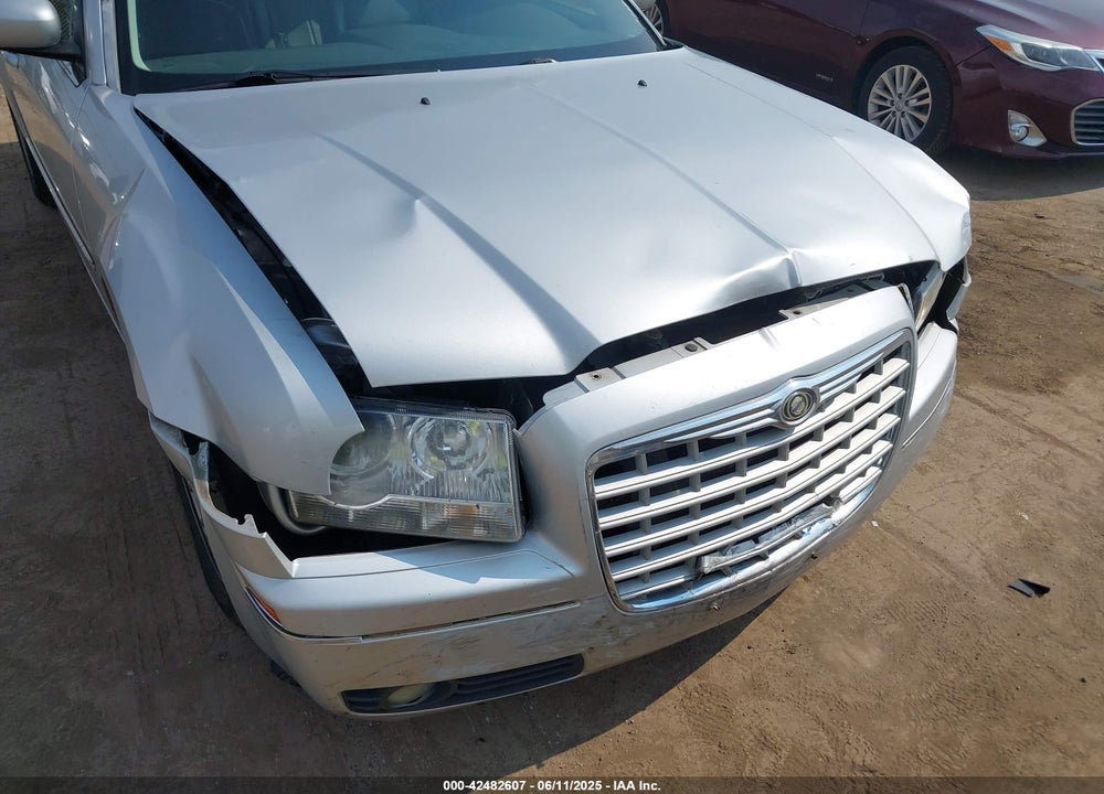 2008 CHRYSLER 300 VIN: 2C3KA53G78H242100