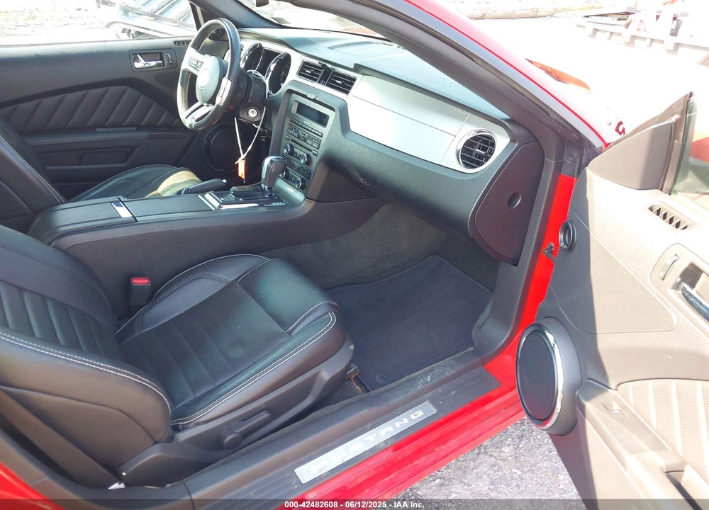 2014 FORD MUSTANG VIN: 1ZVBP8EMXE5266387