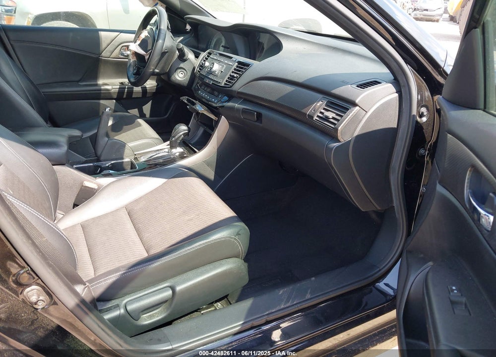 2016 HONDA ACCORD SPORT VIN: 1HGCR2F53GA082801
