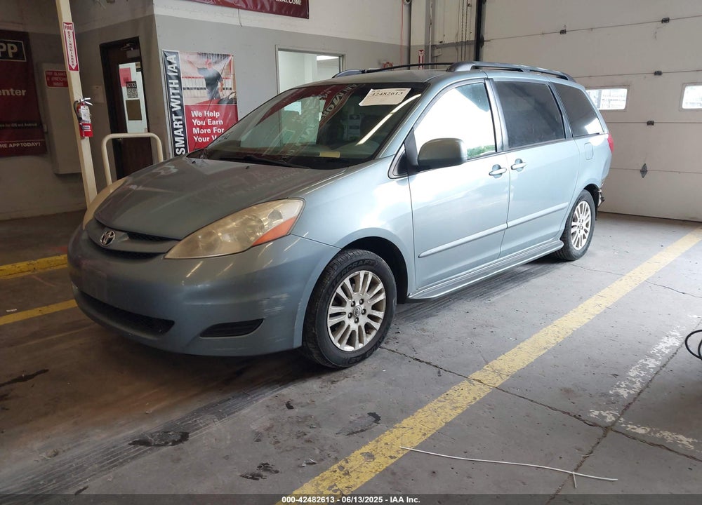 2008 TOYOTA SIENNA VIN: 5TDBK22C78S013214