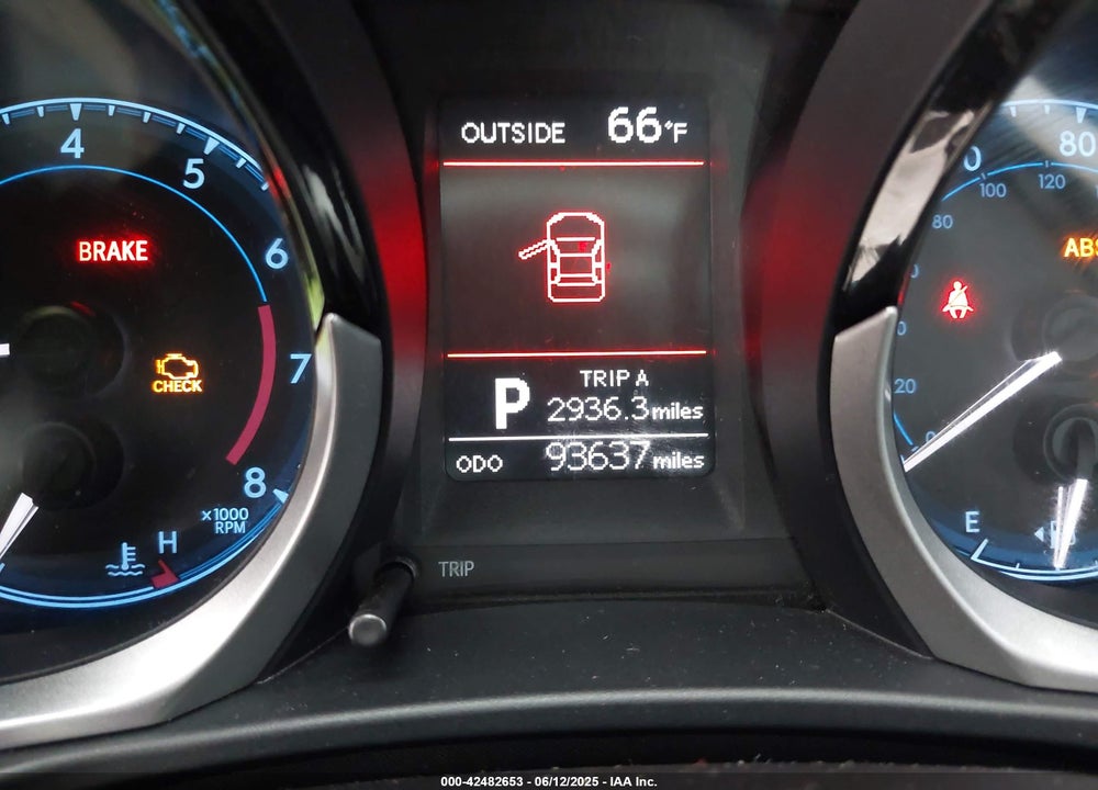 2015 TOYOTA COROLLA VIN: 2T1BURHE0FC401922