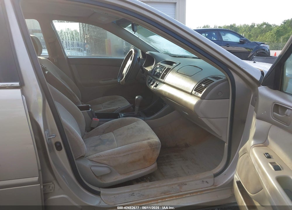 2003 TOYOTA CAMRY LE VIN: 4T1BE32K53U245928