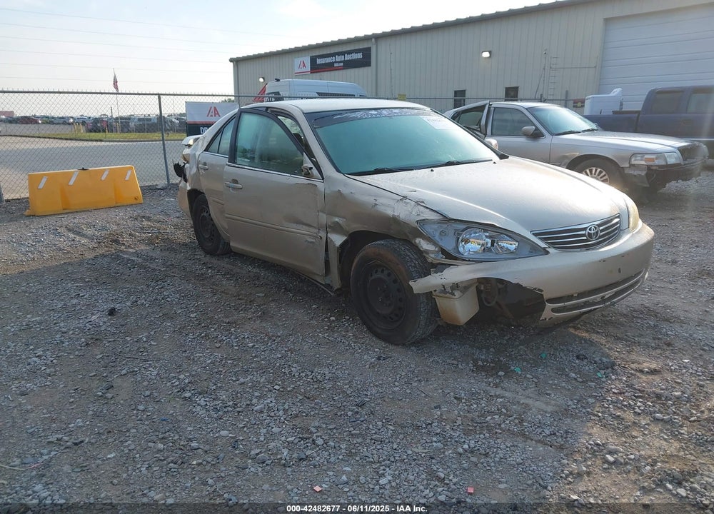 2003 TOYOTA CAMRY LE VIN: 4T1BE32K53U245928