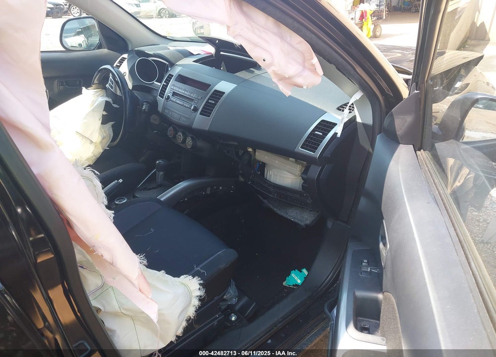 2008 MITSUBISHI OUTLANDER VIN: JA4LT21W58Z007014