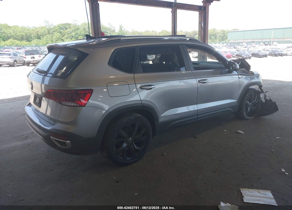 2022 VOLKSWAGEN TAOS VIN: 3VVLX7B20NM074461