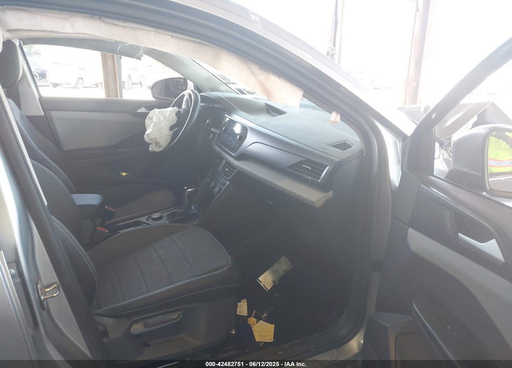 2022 VOLKSWAGEN TAOS VIN: 3VVLX7B20NM074461