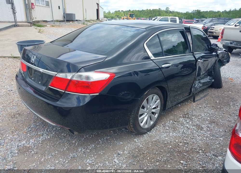 2013 HONDA ACCORD VIN: 1HGCR2F74DA100333