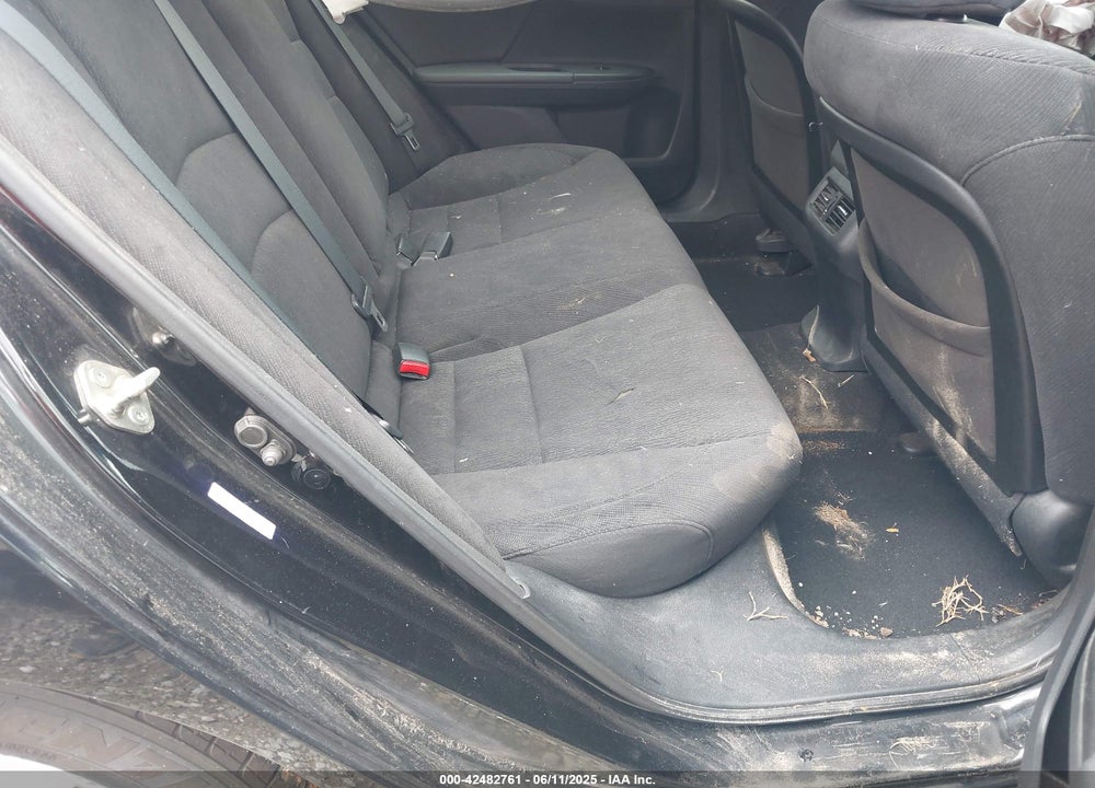 2013 HONDA ACCORD VIN: 1HGCR2F74DA100333