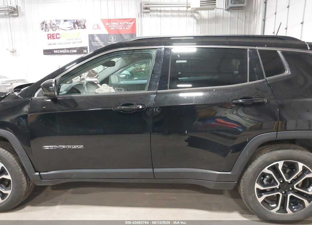 2022 JEEP COMPASS VIN: 3C4NJDCB5NT223989