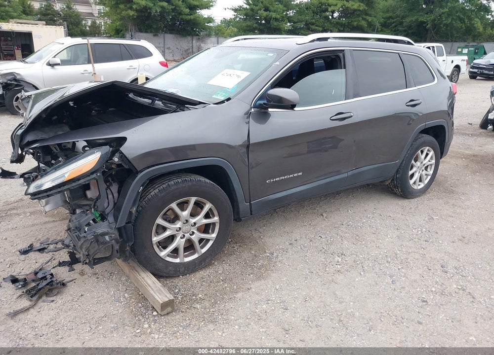 2016 JEEP CHEROKEE VIN: 1C4PJMCB6GW367931