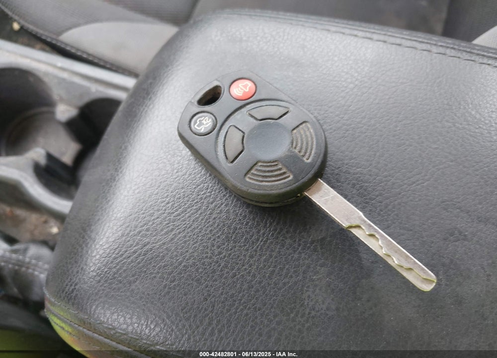 2014 FORD FOCUS VIN: 1FADP3K24EL234604
