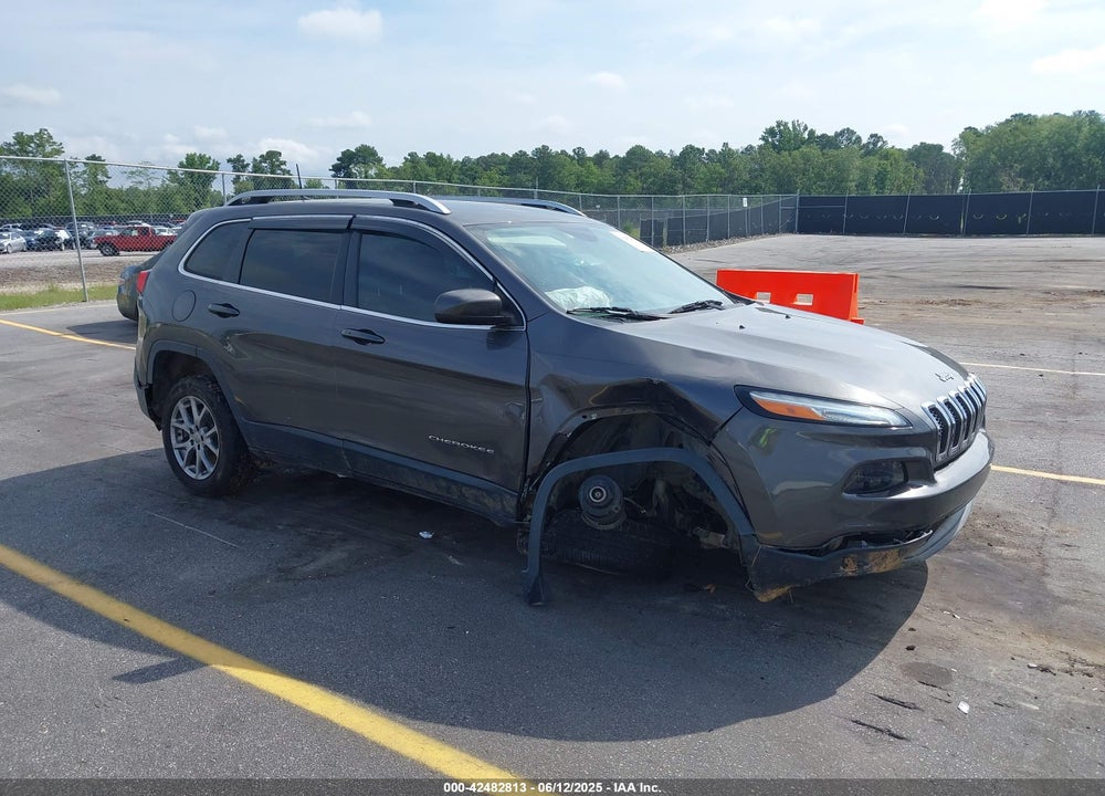 2018 JEEP CHEROKEE LATITUDE PLUS FWD VIN: 1C4PJLLX1JD612630