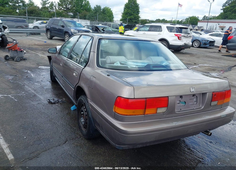1993 HONDA ACCORD LX VIN: 1HGCB7653PA064879
