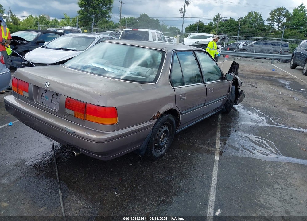 1993 HONDA ACCORD LX VIN: 1HGCB7653PA064879