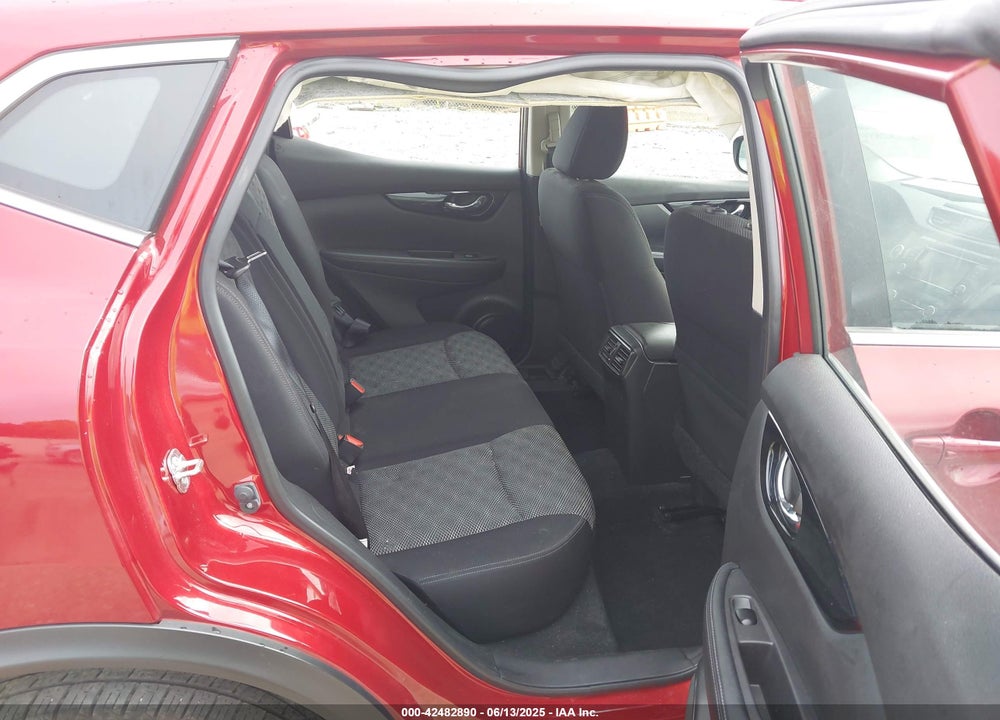 2019 NISSAN ROGUE SPORT VIN: JN1BJ1CPXKW212458
