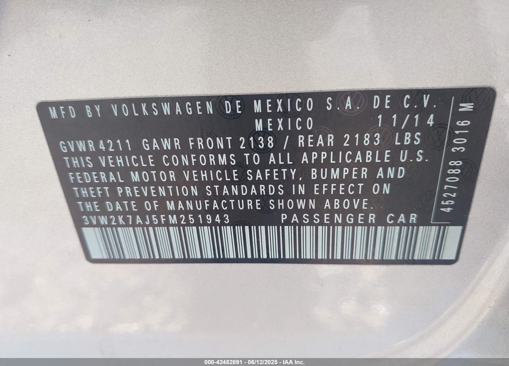 2015 VOLKSWAGEN JETTA VIN: 3VW2K7AJ5FM251943