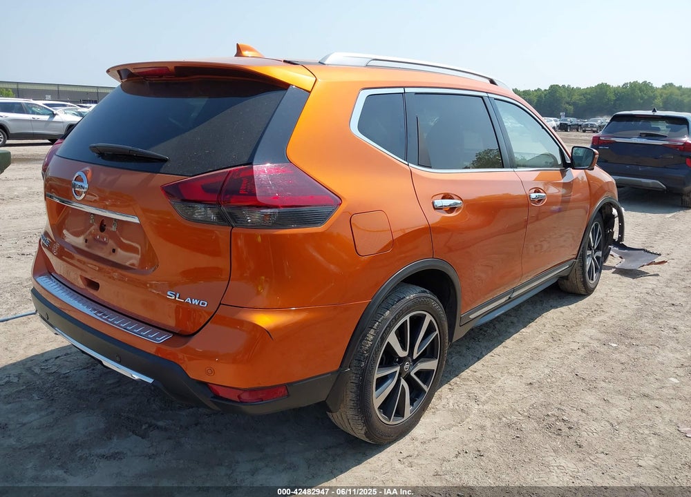 2019 NISSAN ROGUE VIN: 5N1AT2MV5KC712143